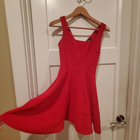 Lulu’s XS Home Before Daylight Red Fit Flare Mini - Picture 5 of 11